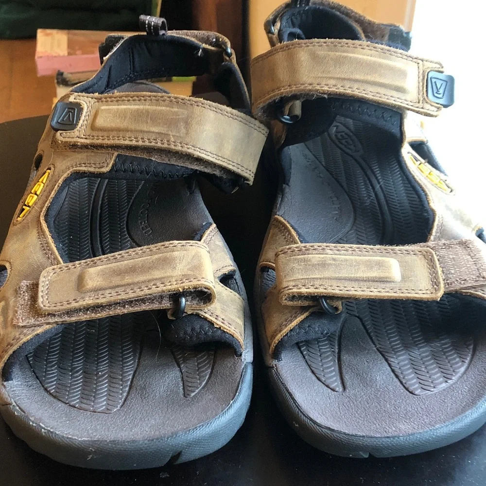 KEEN outdoors hiking sandals size 12 - Picture 1 of 7